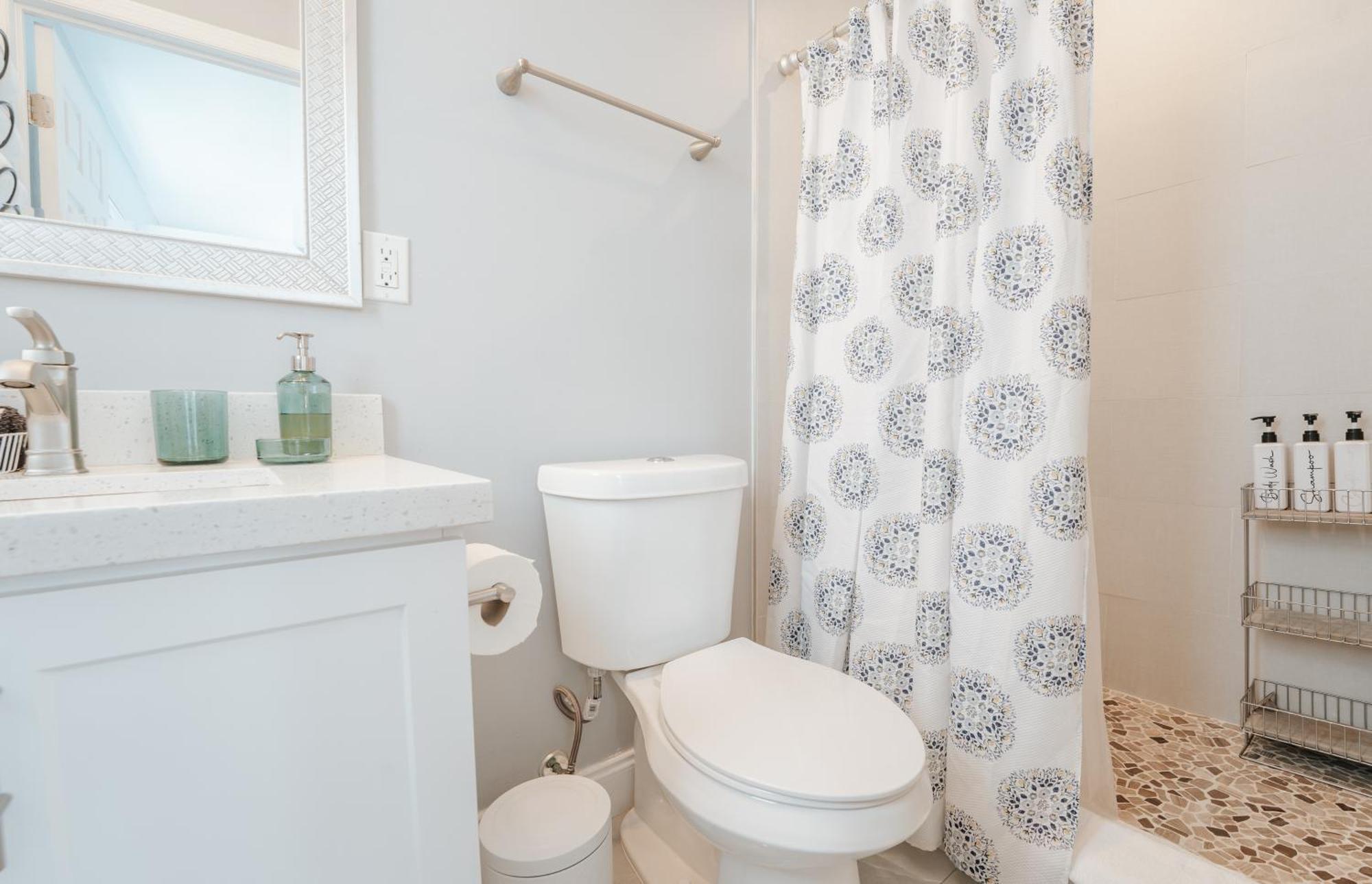 Home With A Pool Close To Beach And Fll Airport Pool Heated October- March Fort Lauderdale Bagian luar foto