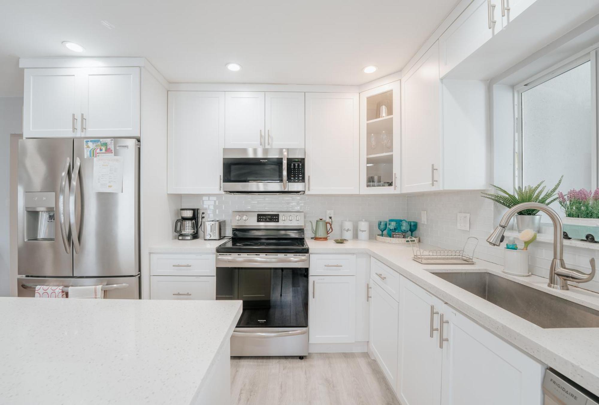 Home With A Pool Close To Beach And Fll Airport Pool Heated October- March Fort Lauderdale Bagian luar foto